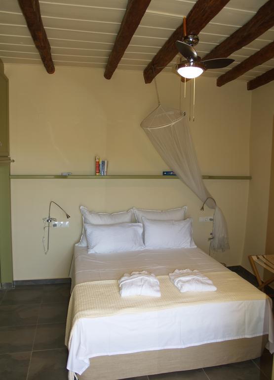 Agapi Holiday House Sivas Phòng bức ảnh