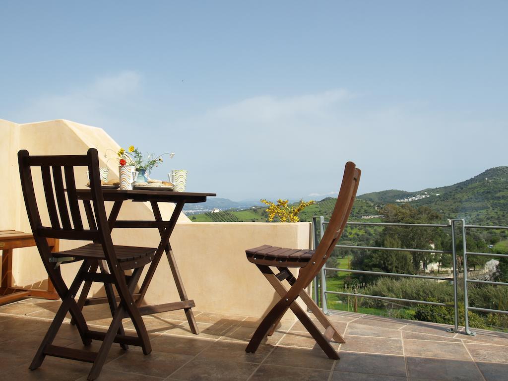 Agapi Holiday House Sivas Phòng bức ảnh